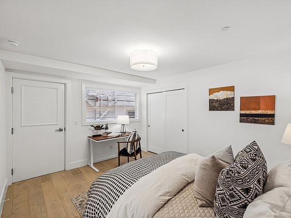 4th image of 2350 California St #7