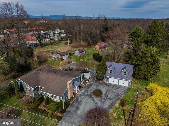 3rd image of 481 Centerville Rd