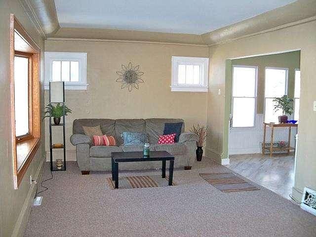 1st image of 1515 E Lake Bluff Blvd