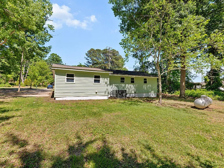 5128 Sunset Lake Rd — Photo 32