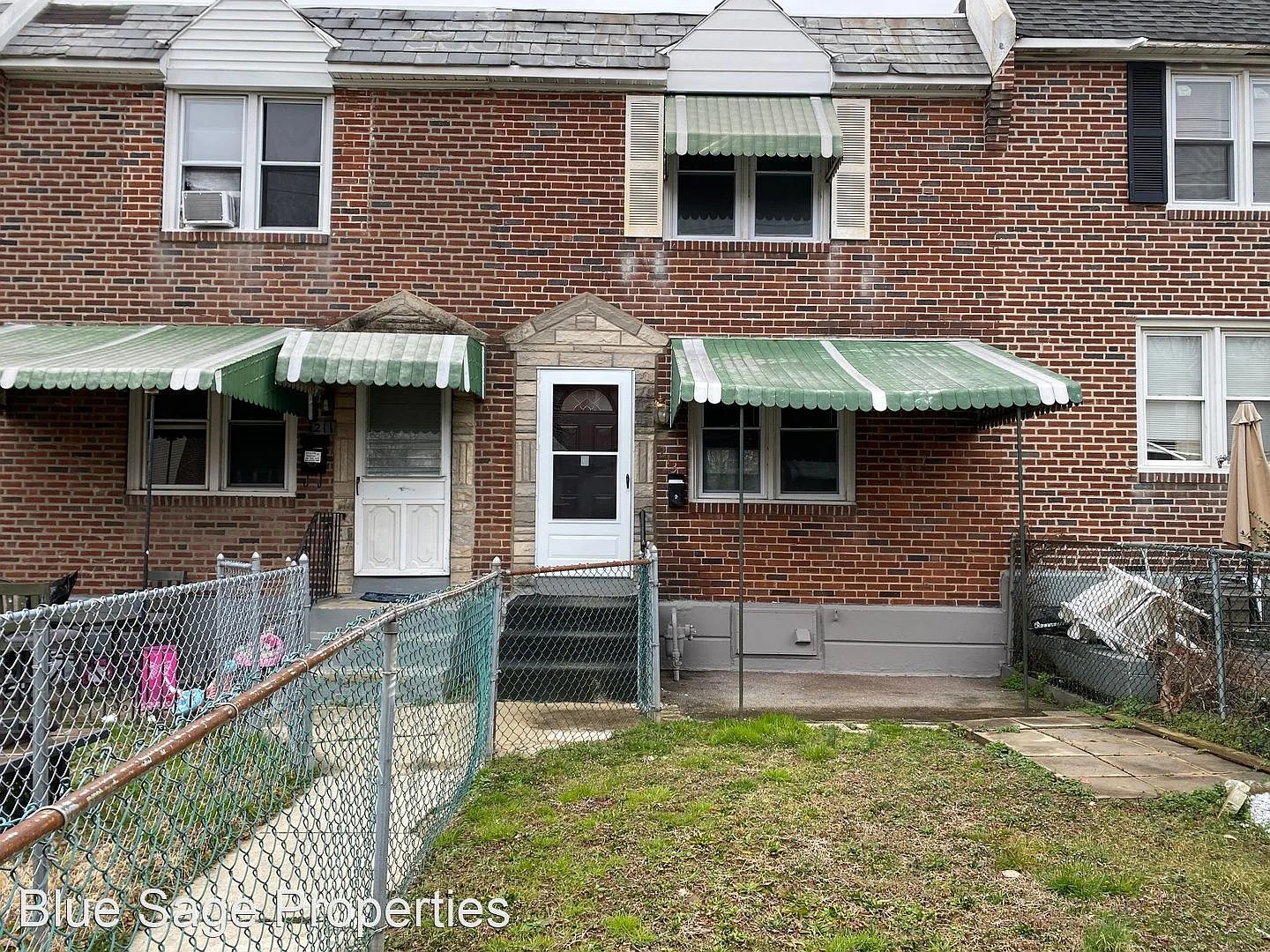 213 W 21st St photo 1
