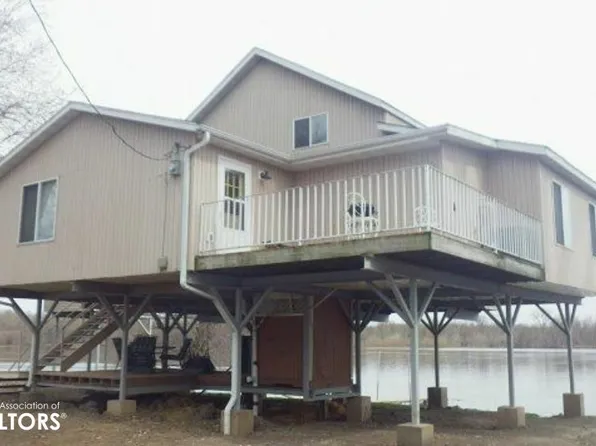 310 Edgewater Beach Rd, Burlington, IA 52601