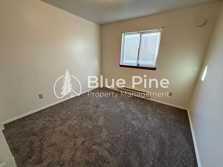 2139 Meppen Dr — Photo 10