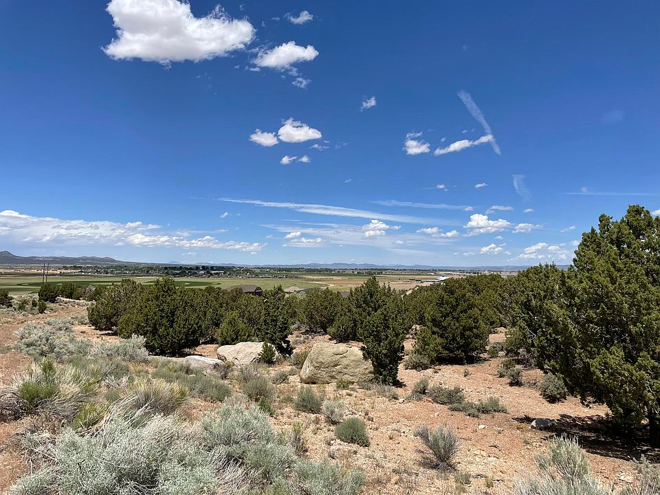 1st image of 921 S Panorama Dr