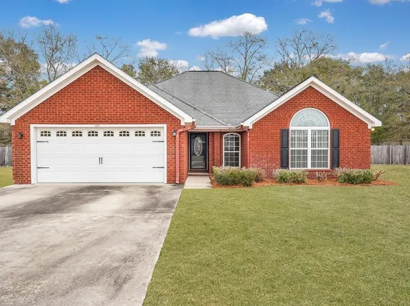 345 Winchester Way SE, Allenhurst, GA 31301