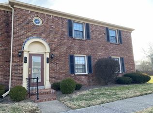 226 Buckingham Dr, Evansville, IN 47715