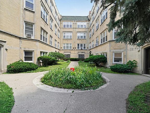 2nd image of 7011 S Merrill Ave Unit 7019-106