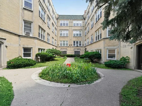 7011 S Merrill Ave Unit 7017-305, Chicago, IL 60649