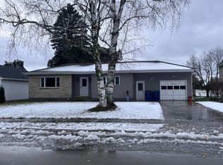 1015 1st St, Kewaunee, WI 54216