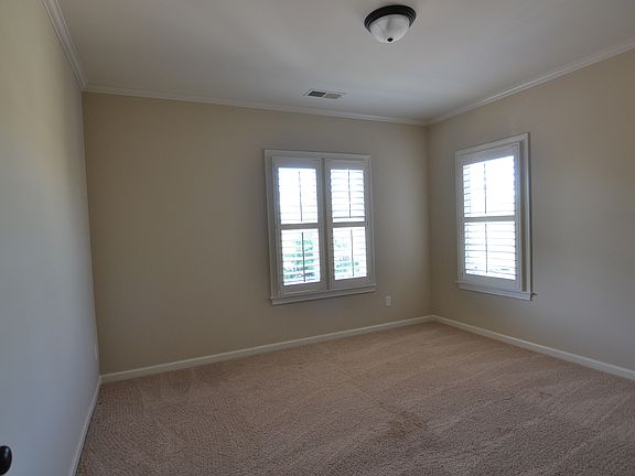 5th image of 1900 Enclave Hollow Ln W