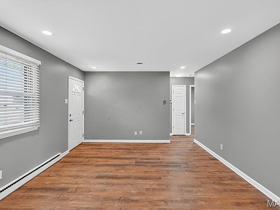 5th image of 3335 Boca Raton Dr