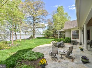 11715 River Dr, Lorton, VA