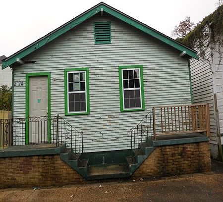 1st image of 2024 N Derbigny St