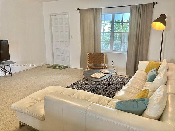 5th image of 80 NE 50th St #1