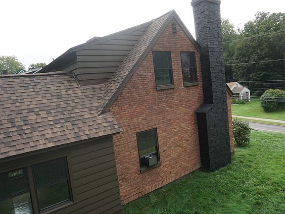 2nd image of 37 W Main St
