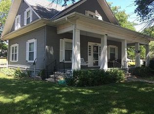 319 N Brown Ave, Clay Center, NE 68933