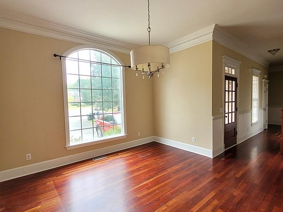 5th image of 5 Chasewood Ct