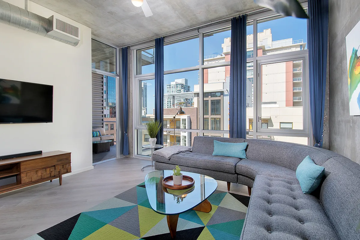 2 bed, 1276 sqft, $6,000 — Photo 2