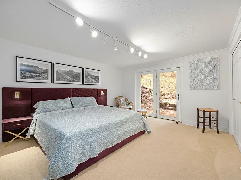 792 Pine Brook Rd — Photo 5