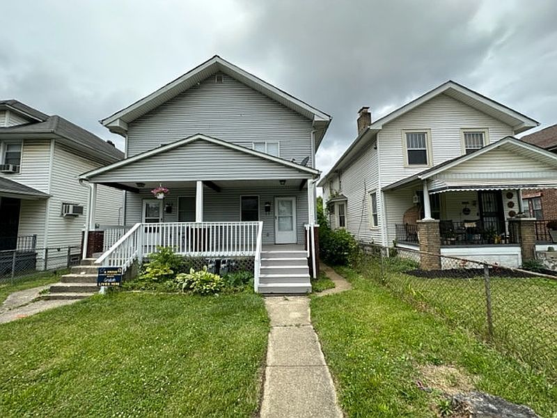2nd image of 1149-1151 Walters St