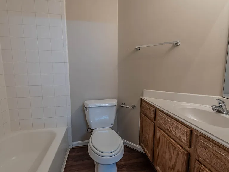 10233 Azalea Vlg — Photo 13
