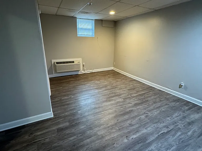 241 W Main St #10 — Photo 3