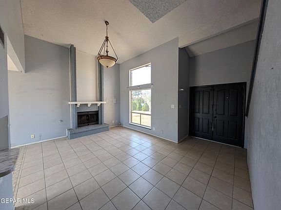 4th image of 11828 Tracy Austin Ln