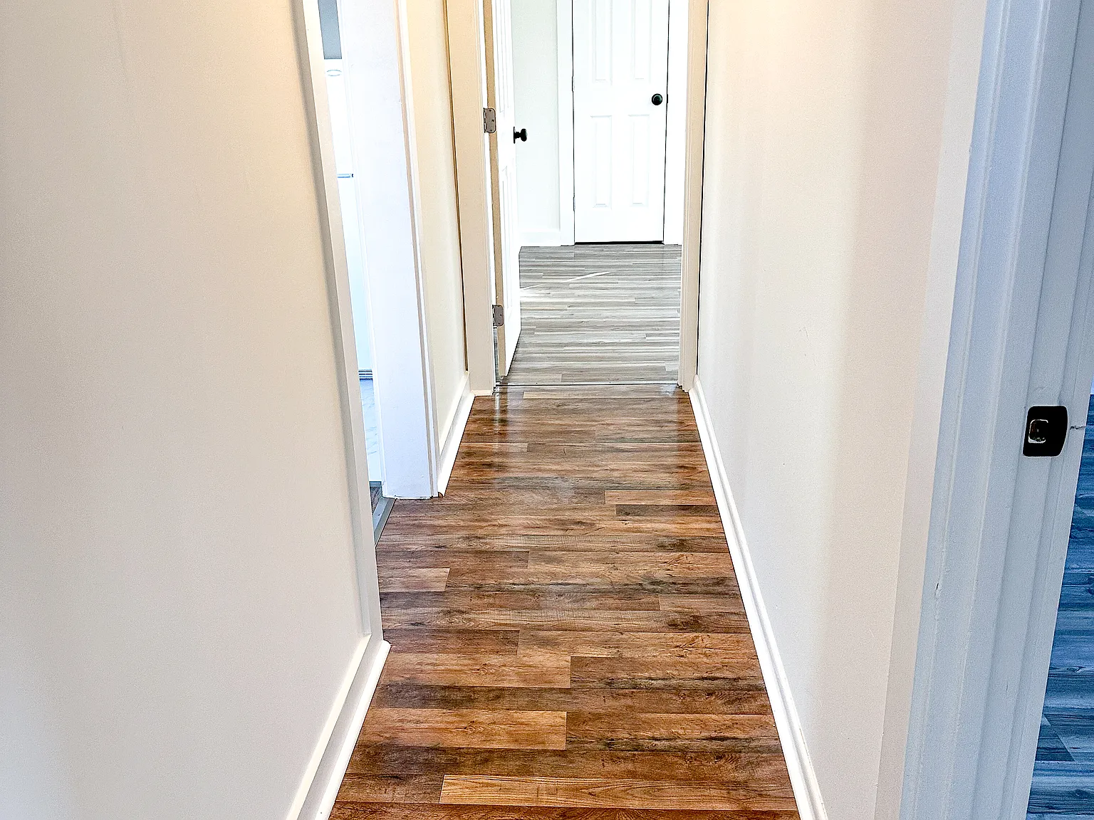 302 Bond St — Photo 4