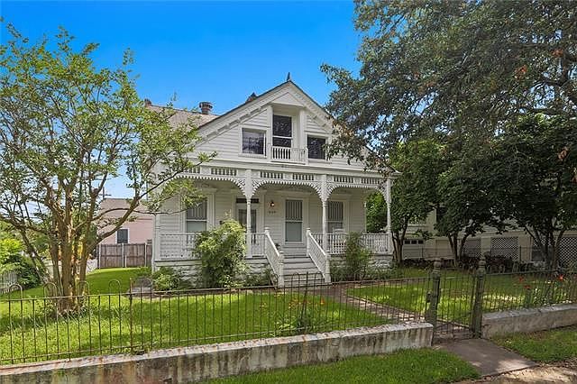 1st image of 3139 Desoto St