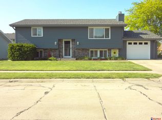 2430 33rd St, Columbus, NE 68601