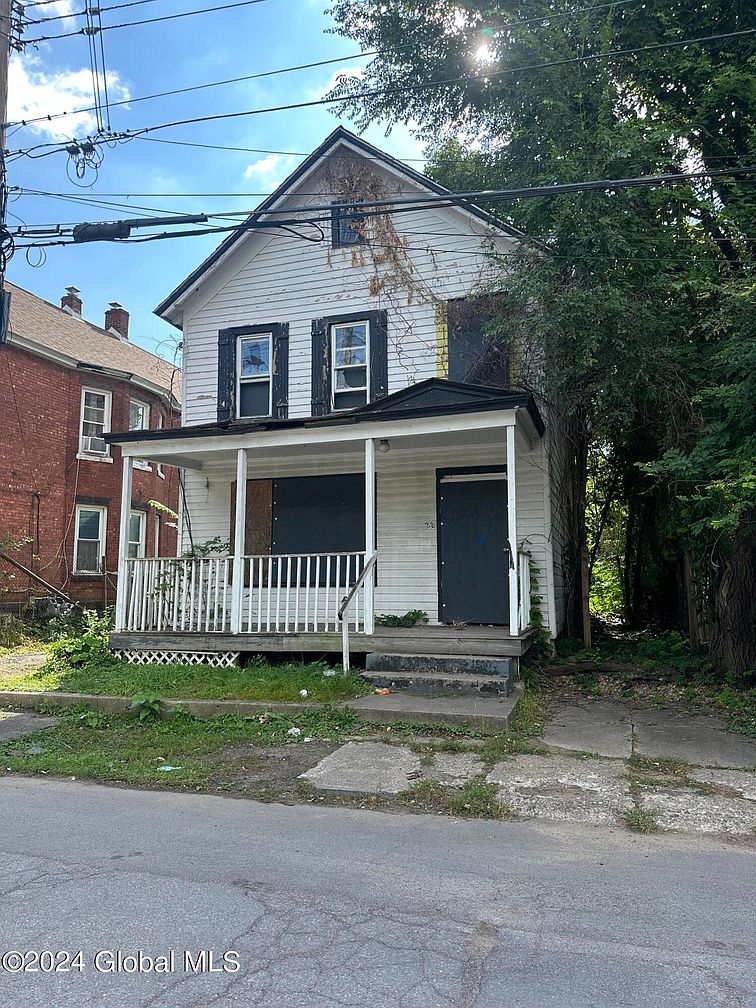 1st image of 28 Moyston Street