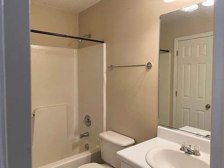 7032 Reagan Cir — Photo 5