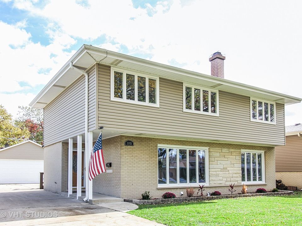 1st image of 2101 Westview Dr