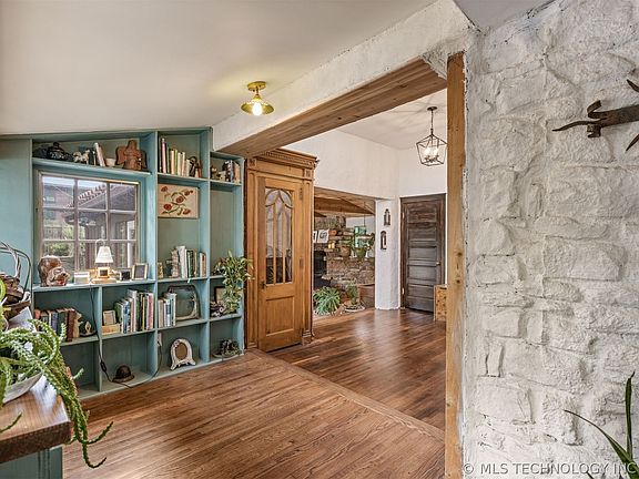 35th image of 2216 N Elwood Ave