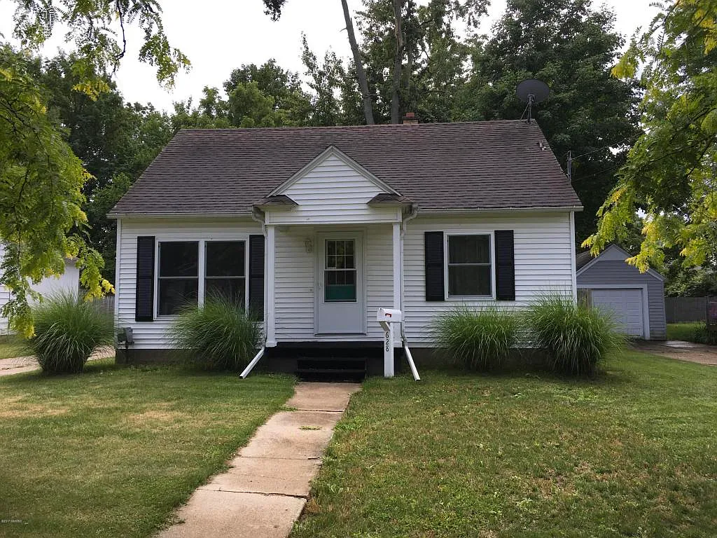 628 W Madison St photo 1
