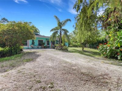 120 4th ST NE, Naples, FL, 34120