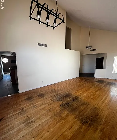 1910 Guinn Dr — Photo 9