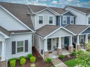927 Ashland Place Dr, Nashville, TN 37218