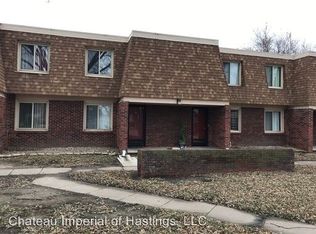 3030 Park Lane Dr APT 4, Hastings, NE 68901