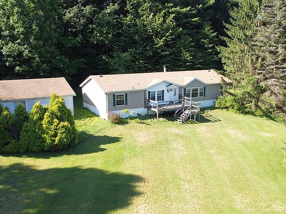 4th image of 129 Hillside Ln