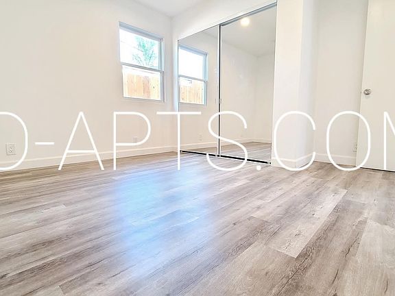 5th image of 4188 Stephens St