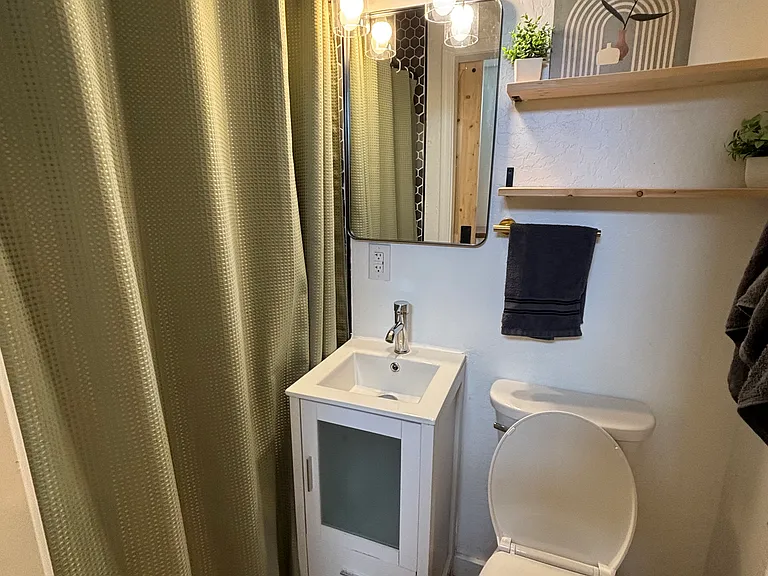 3320 W Orangewood Ave #1 — Photo 7
