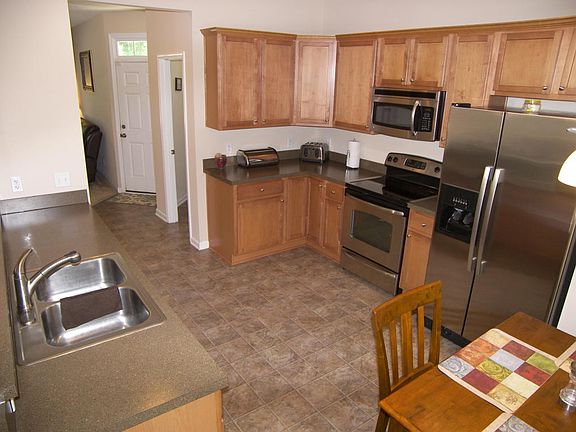 4th image of 2596 Spivey Ct