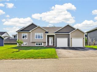 39 Donat Cres, Dieppe, NB E1A 9L5