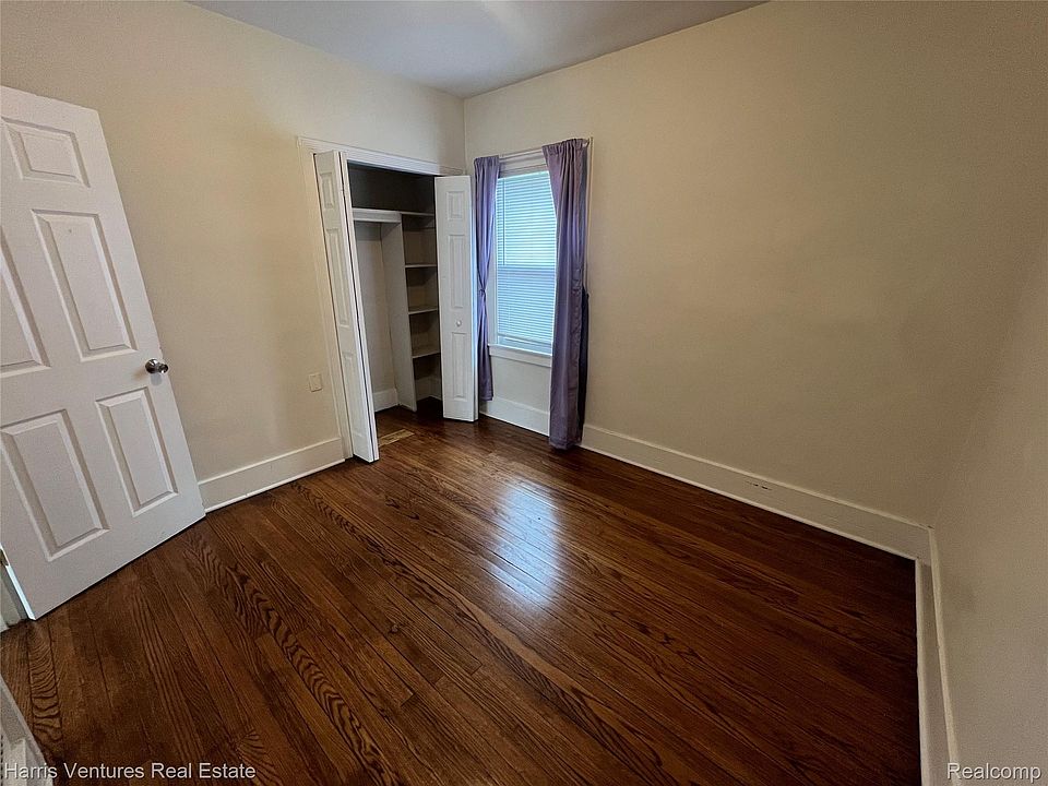 21344 Seminole St, photo 16