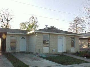 10430 Heritage Dr, New Orleans, LA 70127