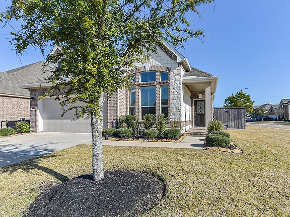 3rd image of 19802 Chapel Valley Ct