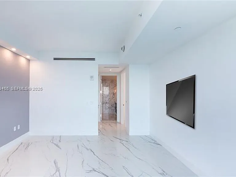 15701 Collins Ave #1403 — Photo 41