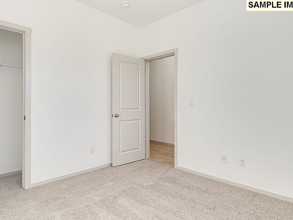 4th image of 109 NW 28th St