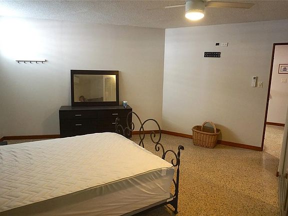 5th image of 185 CALLE PINE GROVE #B-1